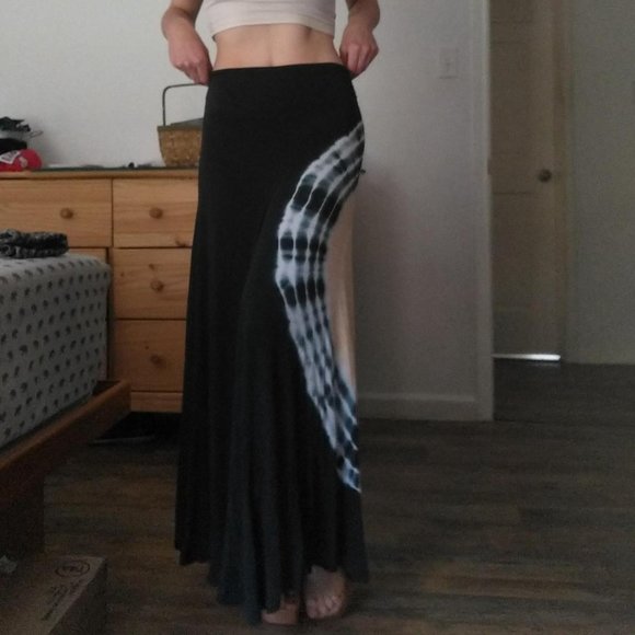 Boho Maxi Skirtdress In navy and nude - Picture 3 of 4